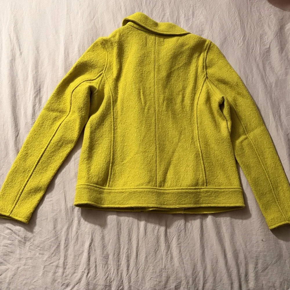Tahari Women's Vibrant Yellow Leather Jacket - Picture 4 of 9